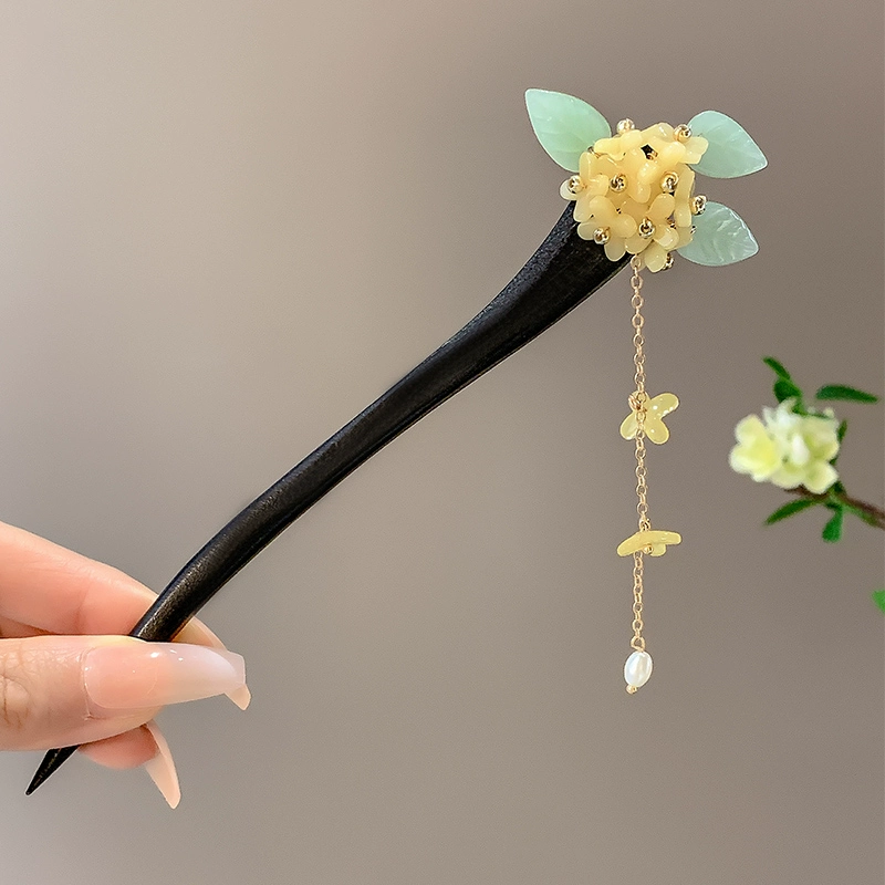 green-leaf-osmanthus-hairpin