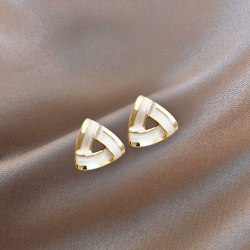 triangular-stud-earrings-in-925-silver