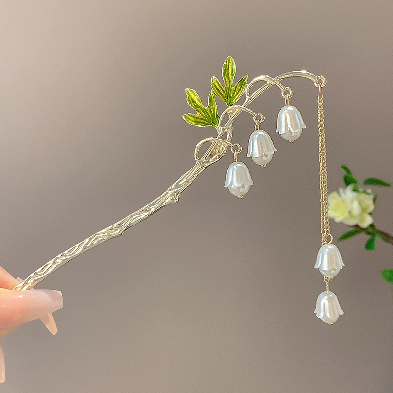 green-leaf-lily-of-the-valley-flower-hairpin