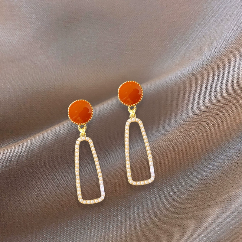 drop-pearl-earrings