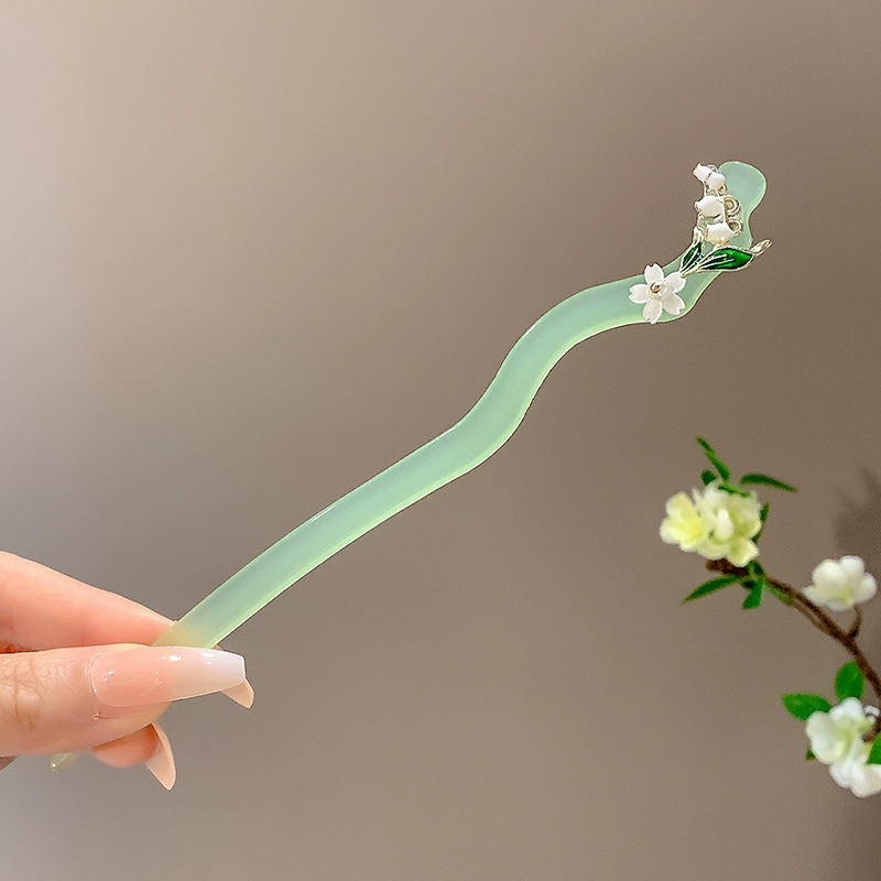 green-lily-of-the-valley-flower-hairpin