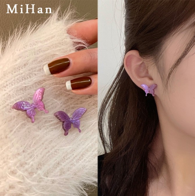 gradient-butterfly-purple-silver-needle